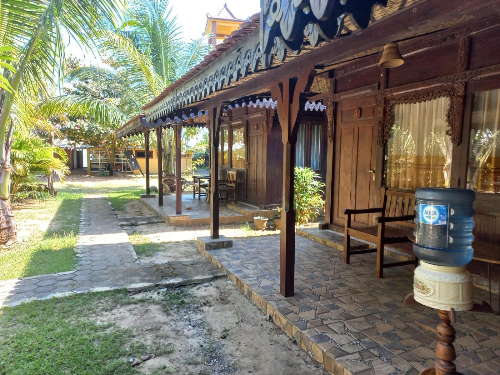 Omah Laut Bondo Jepara - By The Beach, Direct View Of The Sea, Great Base For Water Sports Margokerto المظهر الخارجي الصورة