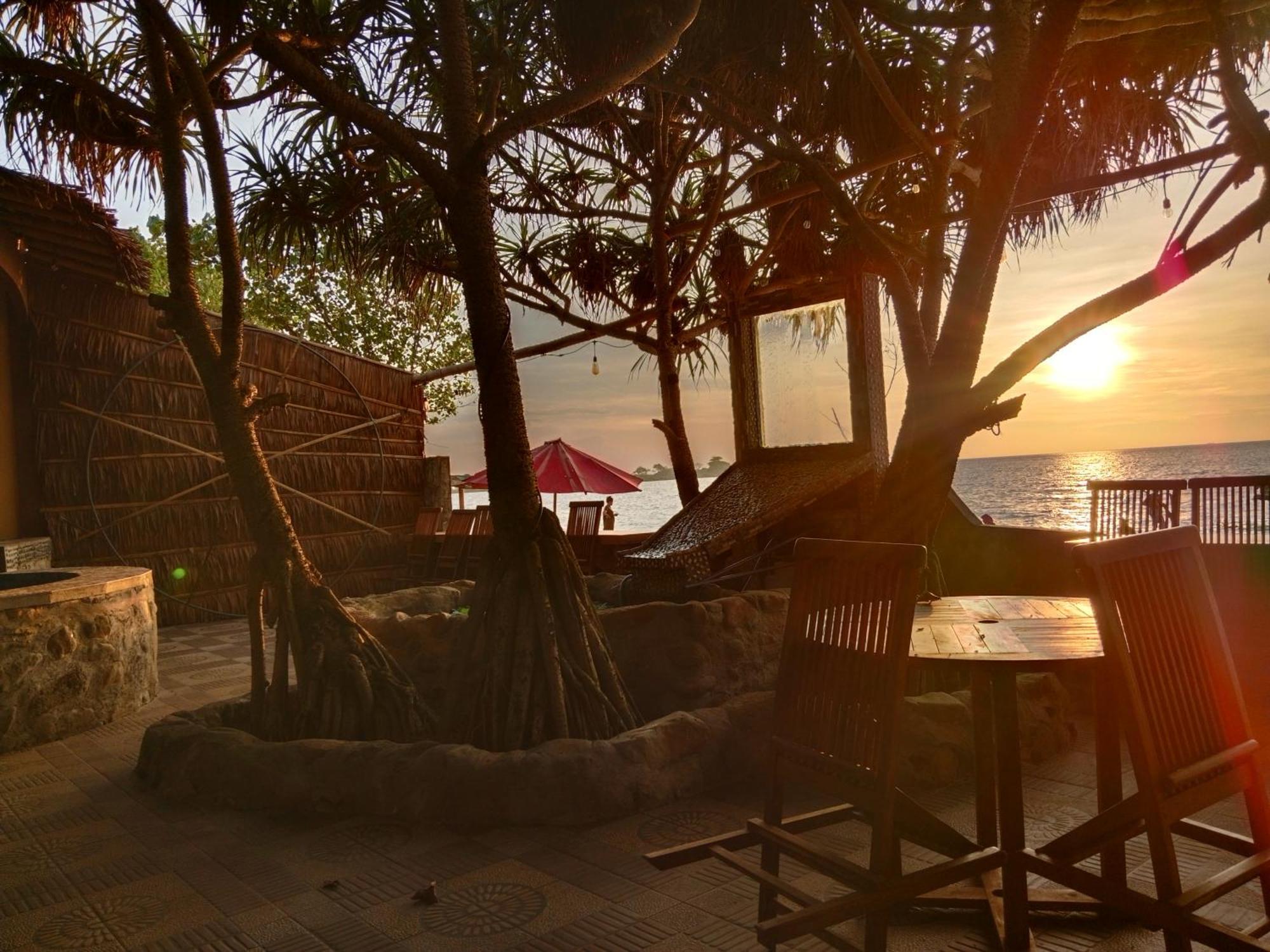 Omah Laut Bondo Jepara - By The Beach, Direct View Of The Sea, Great Base For Water Sports Margokerto المظهر الخارجي الصورة